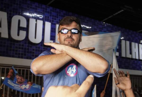 Prefeito de Ilhéus Valderico Júnior 
